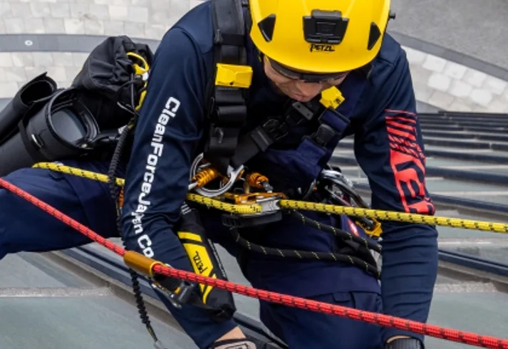 Bezpečnostní upozornění - postroje Petzl ASTRO a CANYON GUIDE