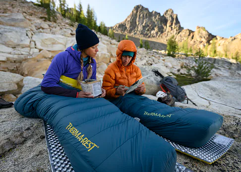 spaci-pytle-a-deky-thermarest