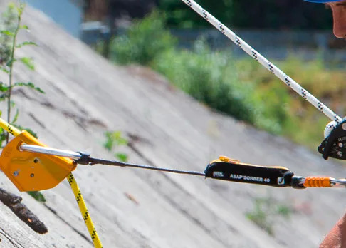 petzl_spojovaci_prostredky